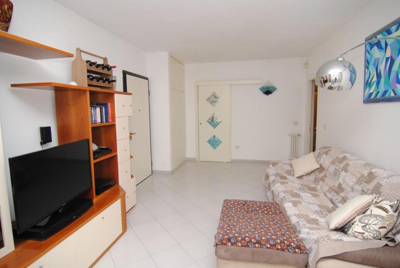 Casa Parco Levante ليفورنو المظهر الخارجي الصورة